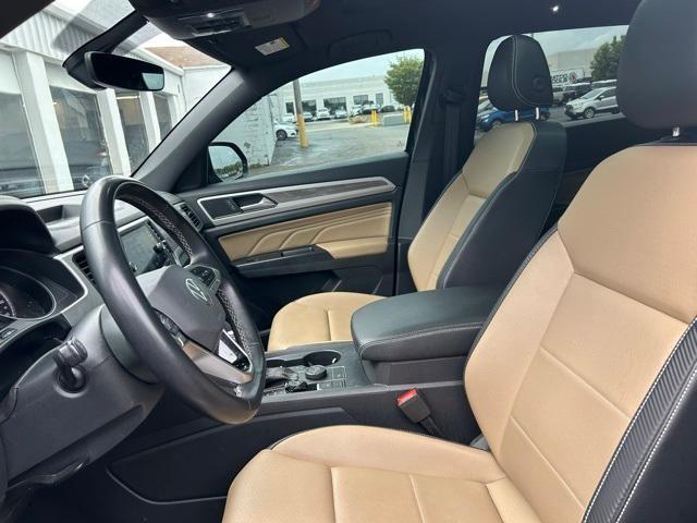 used 2021 Volkswagen Atlas Cross Sport car, priced at $26,088