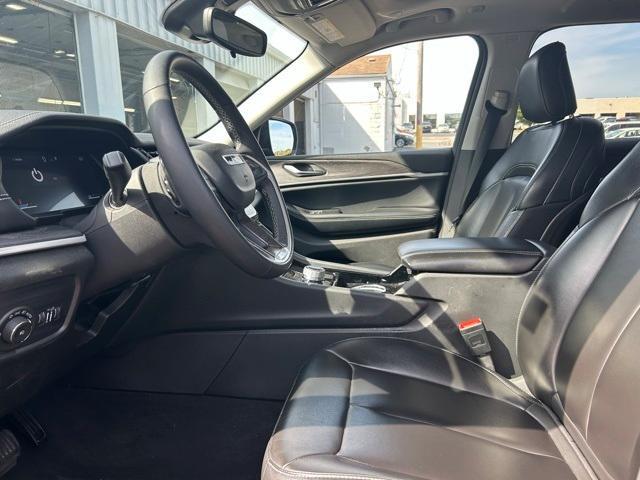 used 2023 Jeep Grand Cherokee car, priced at $33,888