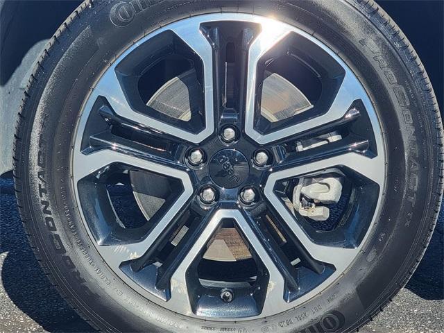 used 2023 Jeep Compass car, priced at $25,888