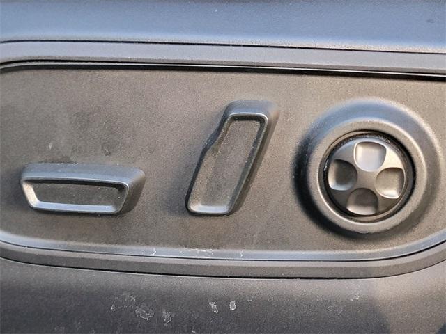 new 2025 Jeep Grand Cherokee car, priced at $40,435