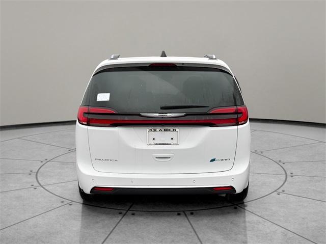 new 2025 Chrysler Pacifica Hybrid car, priced at $53,980