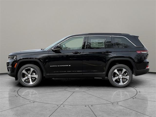 new 2025 Jeep Grand Cherokee car, priced at $49,635