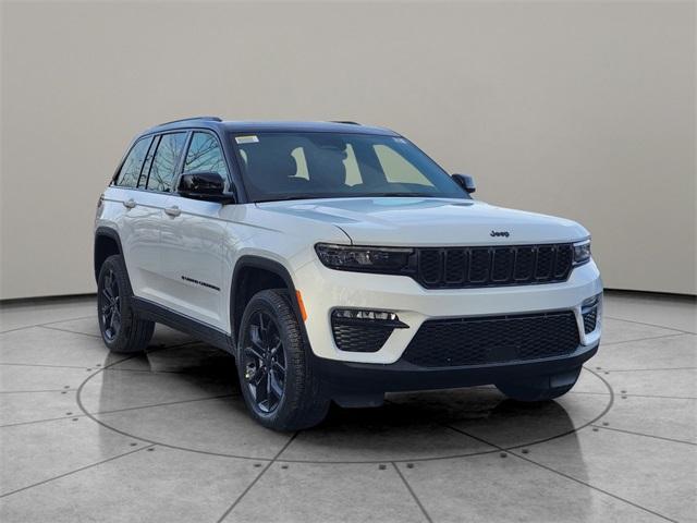new 2025 Jeep Grand Cherokee car, priced at $50,390