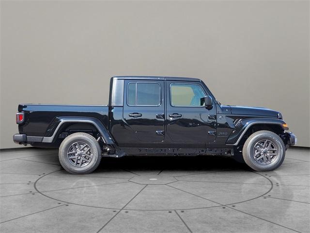 new 2025 Jeep Gladiator car, priced at $46,100