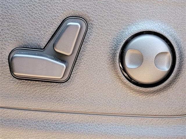 new 2025 Ram 1500 car, priced at $52,089