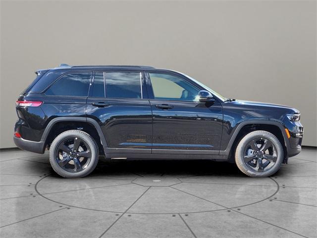 new 2025 Jeep Grand Cherokee car, priced at $49,503