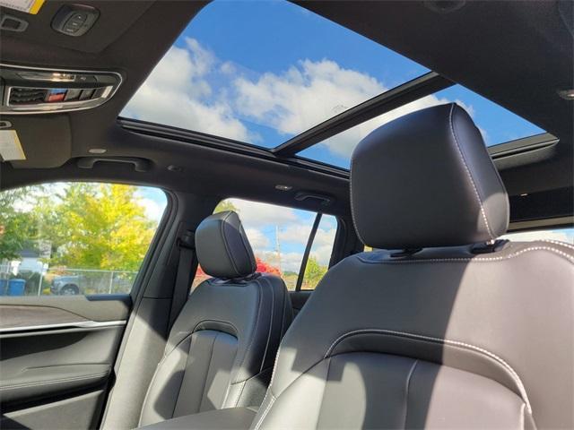 new 2025 Jeep Grand Cherokee car, priced at $49,503