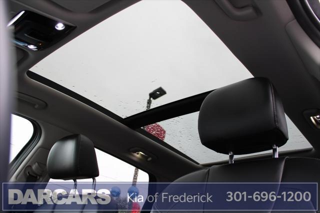 used 2022 Kia Sorento car, priced at $27,391