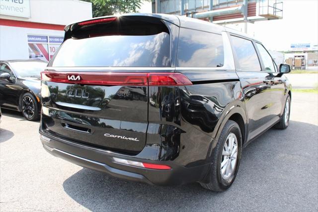 used 2022 Kia Carnival car, priced at $29,481
