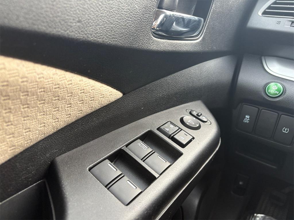 used 2015 Honda CR-V car, priced at $10,991