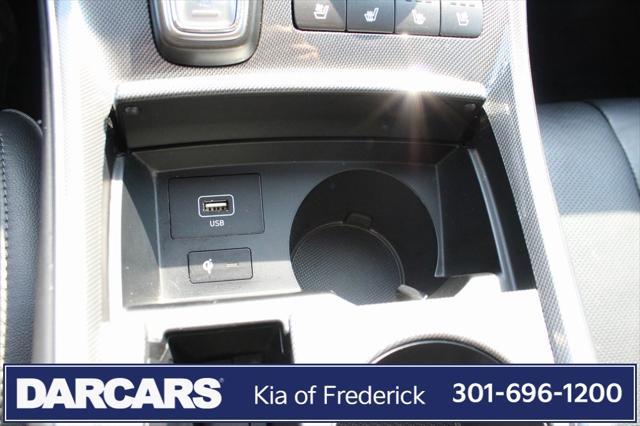used 2023 Hyundai Santa Fe car, priced at $24,790