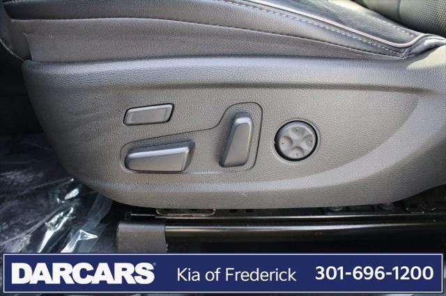 used 2023 Hyundai Santa Fe car, priced at $24,790