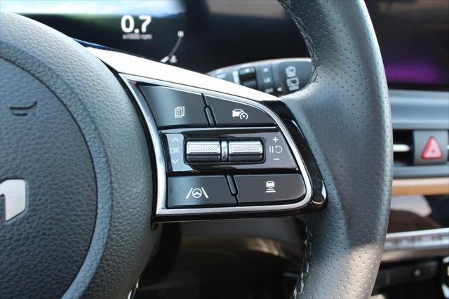 used 2024 Kia Seltos car, priced at $23,433