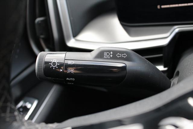 used 2024 Kia Sorento car, priced at $31,332