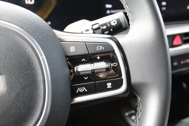 used 2024 Kia Sorento car, priced at $31,332