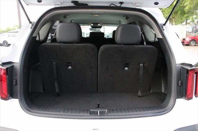 used 2024 Kia Sorento car, priced at $31,332