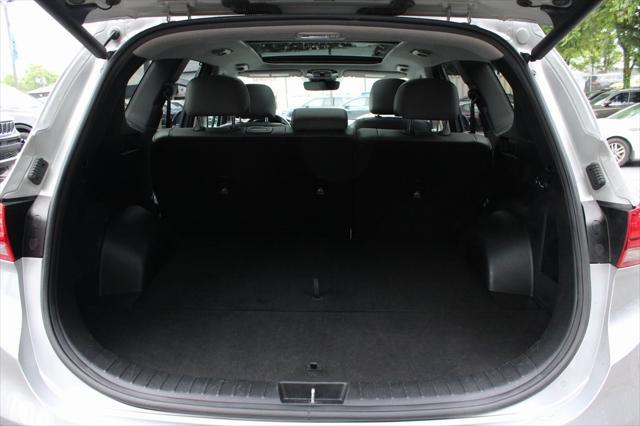 used 2023 Hyundai Santa Fe car, priced at $27,484