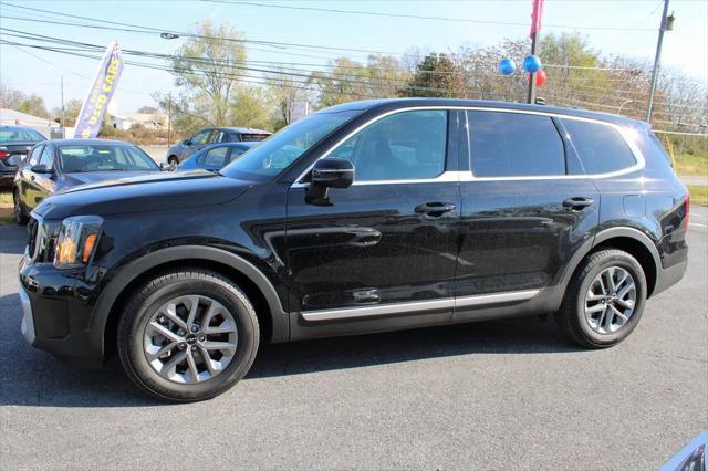 used 2024 Kia Telluride car, priced at $39,266