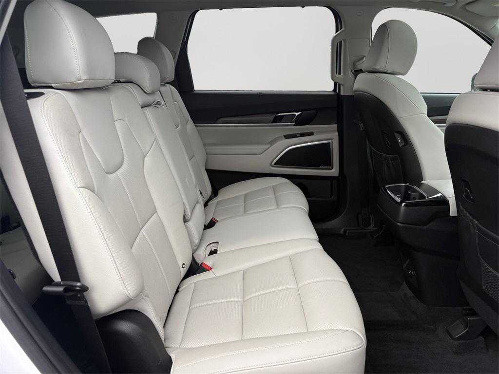 used 2022 Kia Telluride car, priced at $29,356