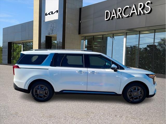 new 2025 Kia Carnival Hybrid car, priced at $47,555