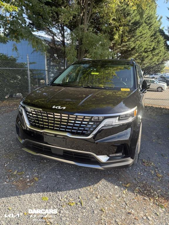 used 2024 Kia Carnival car, priced at $38,991