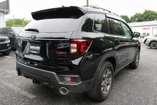 used 2025 Honda Passport car, priced at $39,690