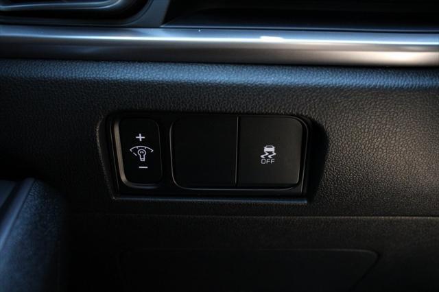 used 2024 Kia Sorento car, priced at $30,555
