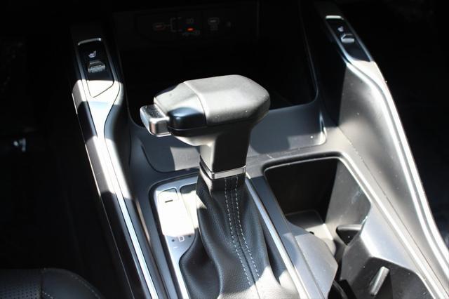 used 2024 Kia Sorento car, priced at $30,555