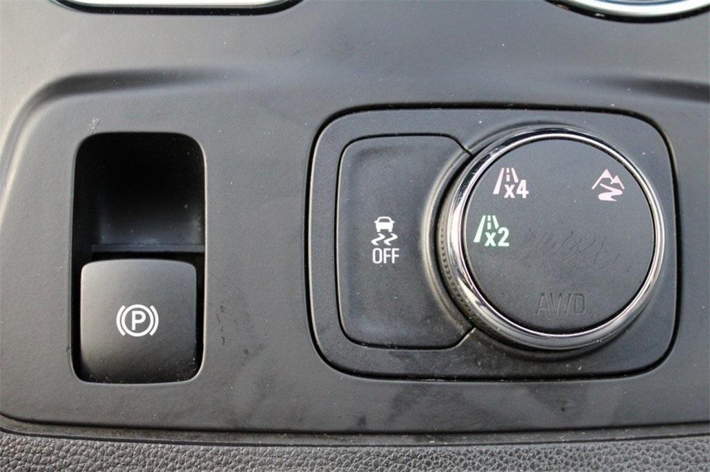 used 2020 Chevrolet Traverse car, priced at $20,681