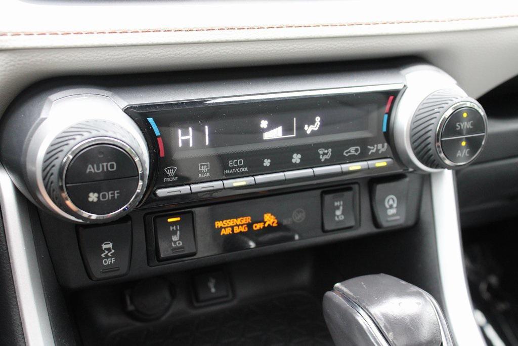 used 2020 Toyota RAV4 car, priced at $26,451