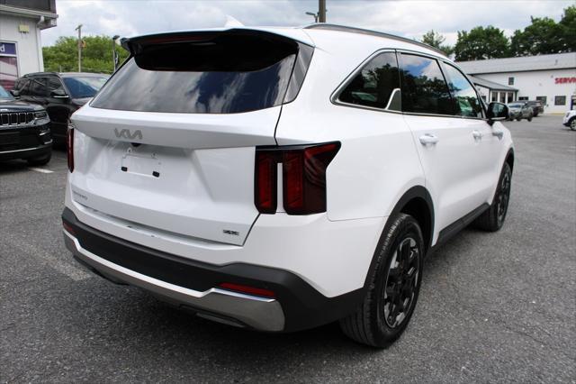 used 2024 Kia Sorento car, priced at $30,995