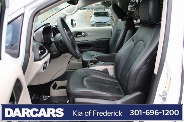 used 2022 Chrysler Pacifica car, priced at $20,762