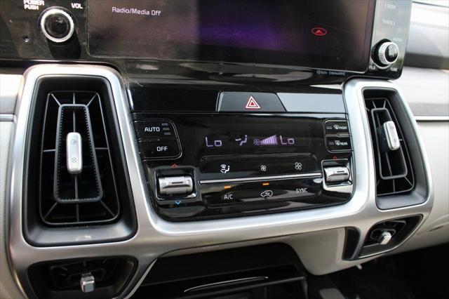 used 2022 Kia Sorento car, priced at $30,434