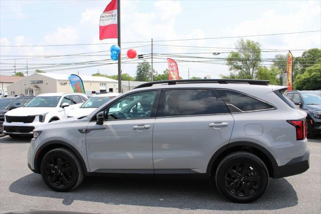 used 2022 Kia Sorento car, priced at $30,434