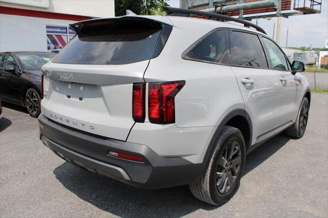 used 2022 Kia Sorento car, priced at $30,434