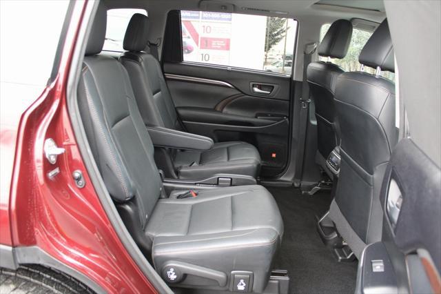 used 2014 Toyota Highlander car, priced at $18,346