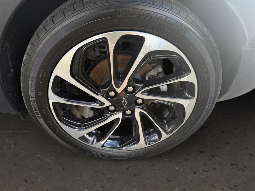 used 2022 Chevrolet Bolt EUV car, priced at $19,781