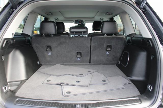 used 2022 Jeep Grand Cherokee car, priced at $29,760