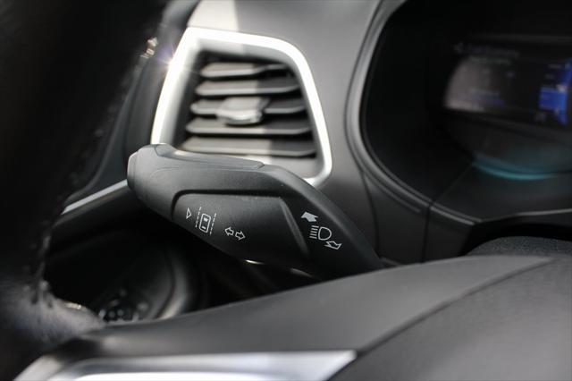 used 2022 Ford Edge car, priced at $23,335