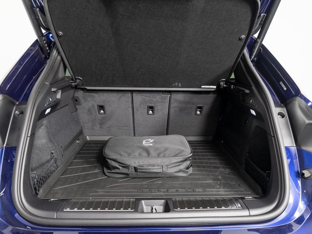 new 2025 Porsche Macan car, priced at $100,635