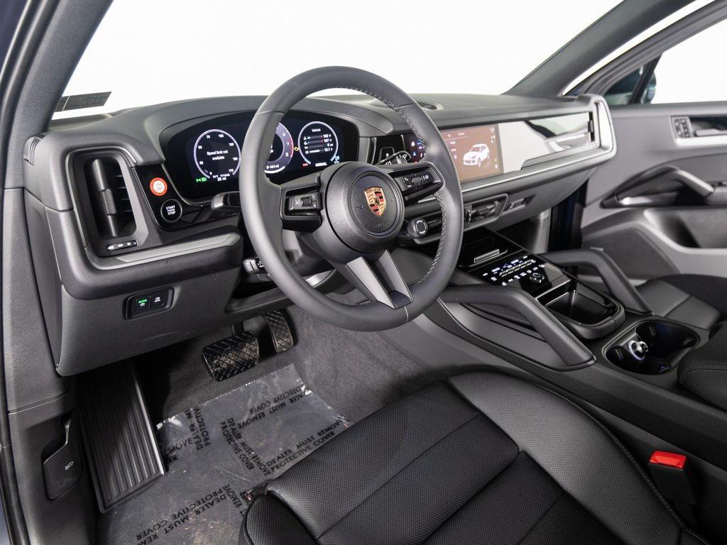 new 2025 Porsche Cayenne car, priced at $101,105