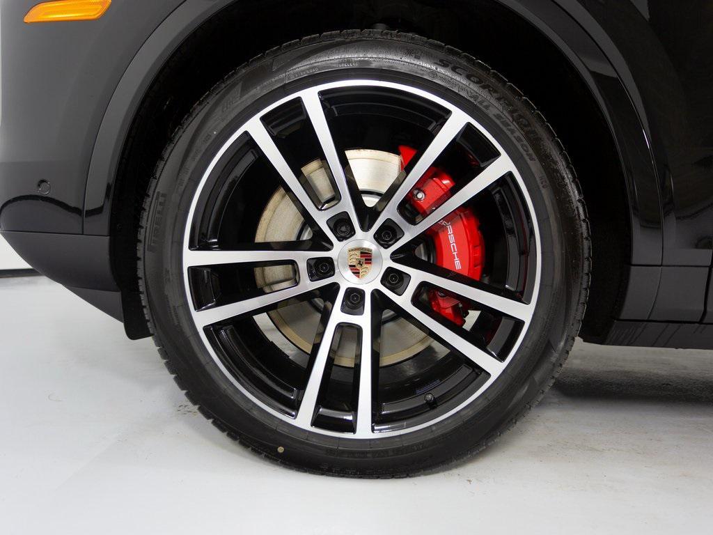 new 2026 Porsche Cayenne car, priced at $125,840