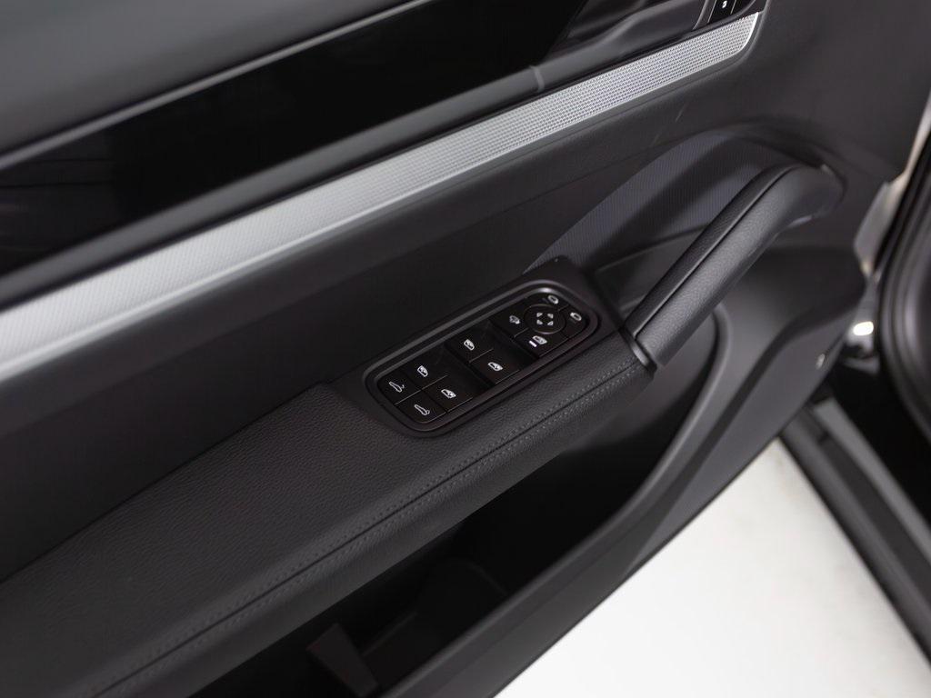 new 2026 Porsche Cayenne car, priced at $125,840