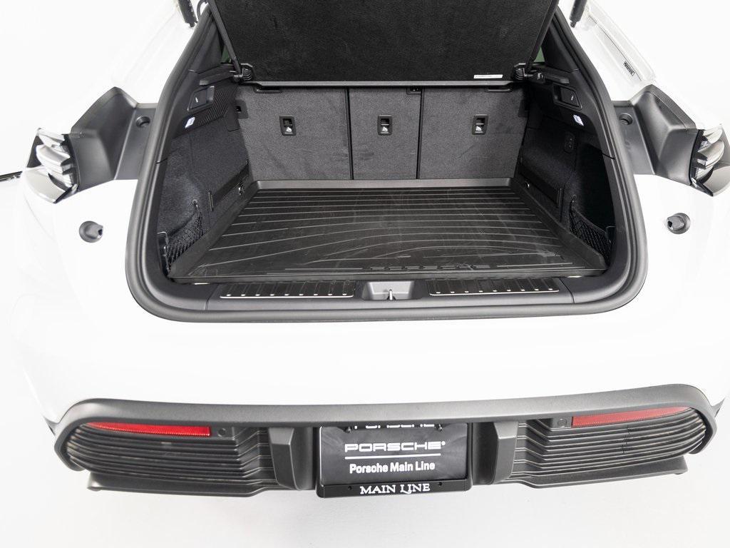 new 2025 Porsche Macan car, priced at $97,155