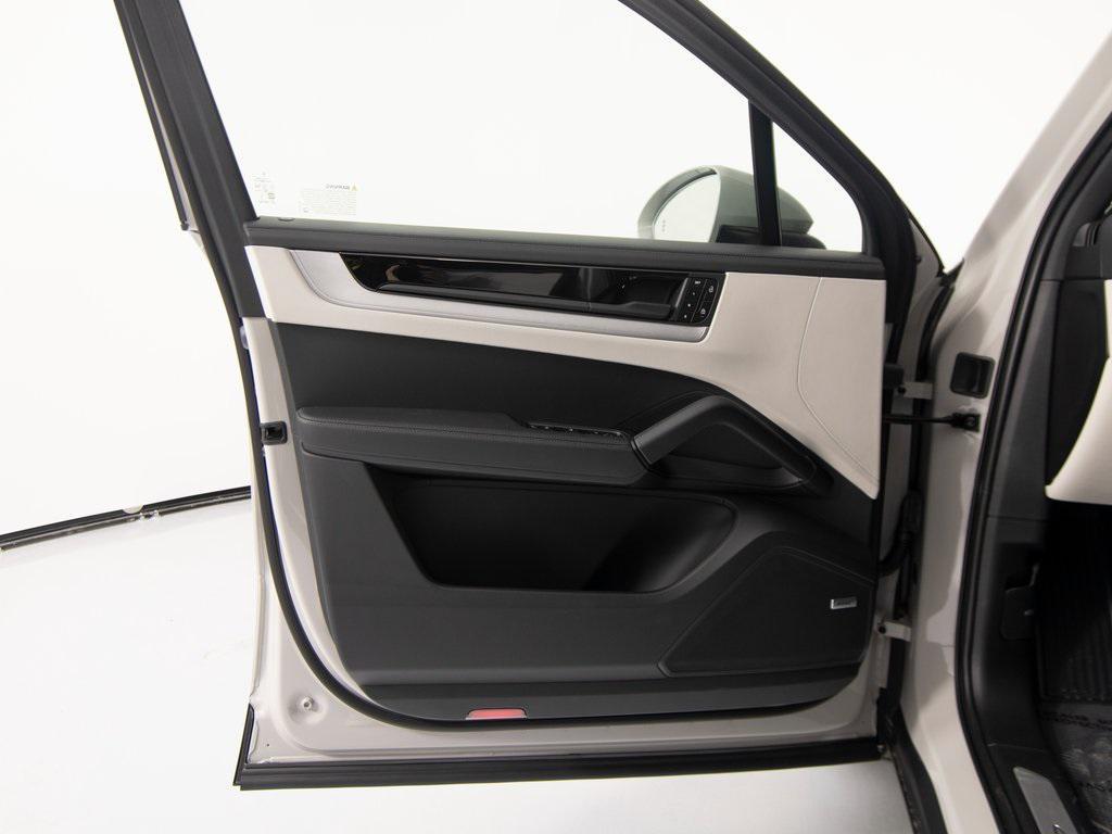 new 2026 Porsche Cayenne car, priced at $125,620