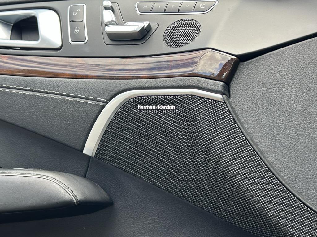 used 2016 Mercedes-Benz SL 550 car, priced at $39,995