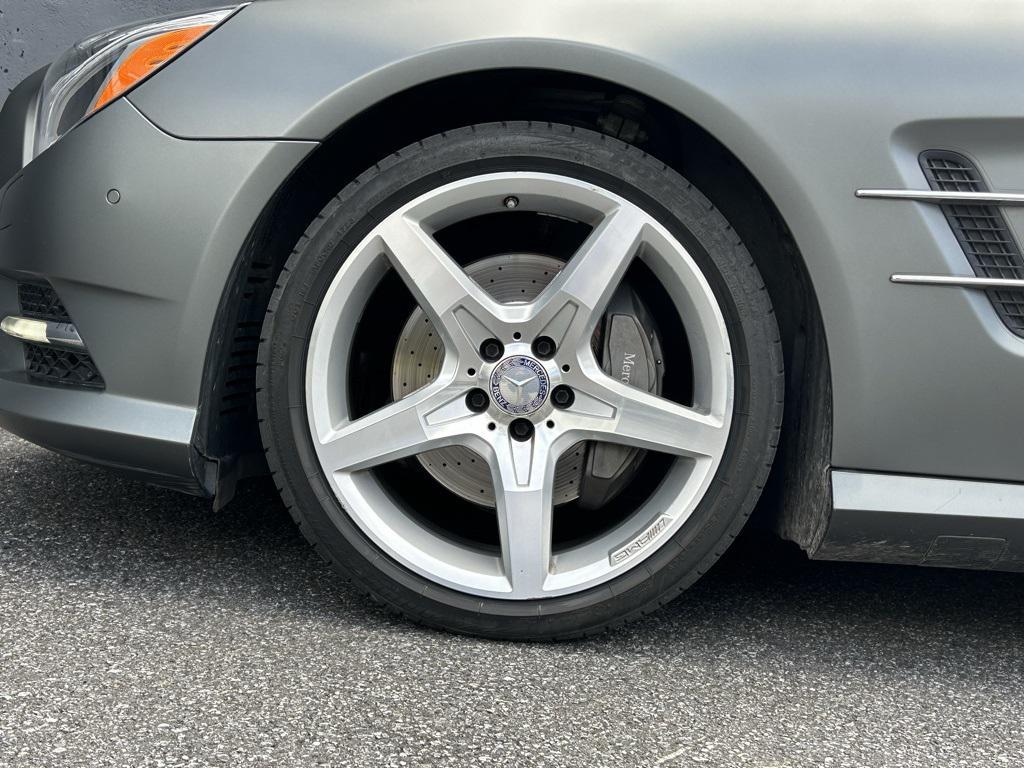 used 2016 Mercedes-Benz SL 550 car, priced at $39,995