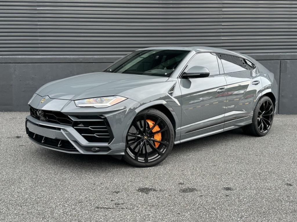 used 2022 Lamborghini Urus car, priced at $219,995