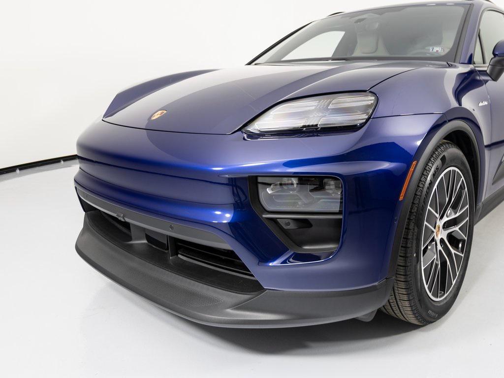 new 2025 Porsche Macan car, priced at $94,585