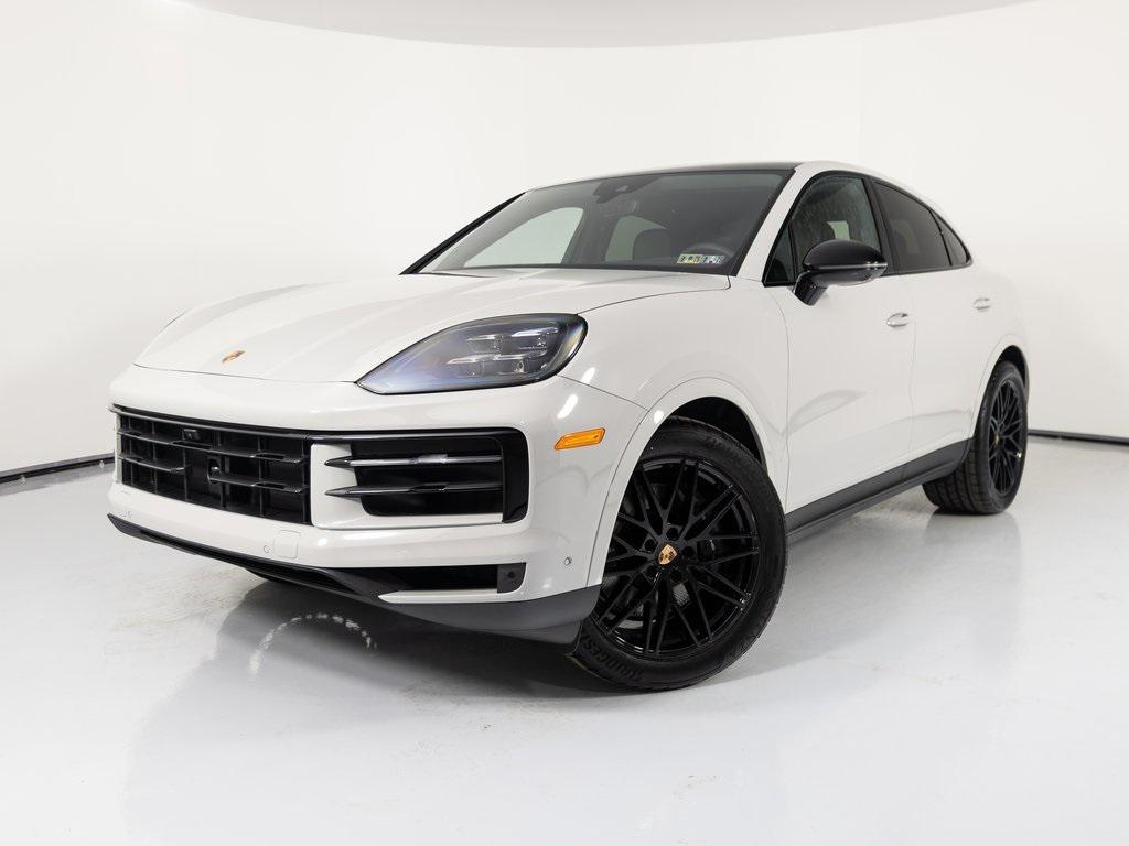 new 2025 Porsche Cayenne car, priced at $107,465